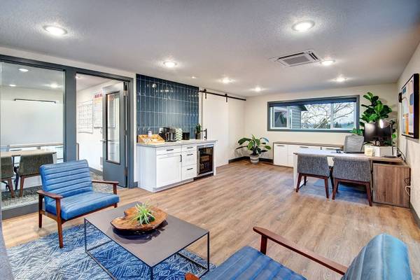 $2,032 / 2br - 816ft2 - Washer/Dryer, Spacious Floor Plans, Playground (9860 Bushlac Lane Northwest, Silverdale, WA)63934287620482122