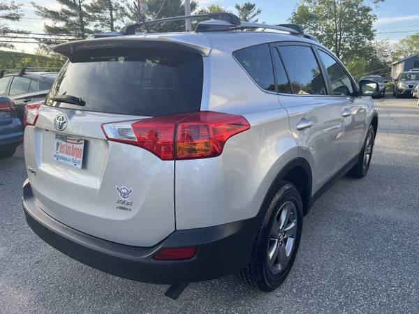2015 TOYOTA RAV4 XLE AWD, EFICIENTE EN COMBUSTIBLE, CÁMARA DE REVERSA, ENTRADA REMOTA - $15,995 (Lowell MA 978-761-5843)63615355665409124