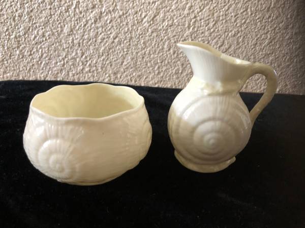 Belleck Toy Shell Pattern Creamer & Sugar - Green Mark 1