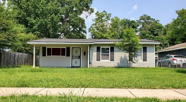 3 BED 1 BATH HOUSE FOR RENT 1