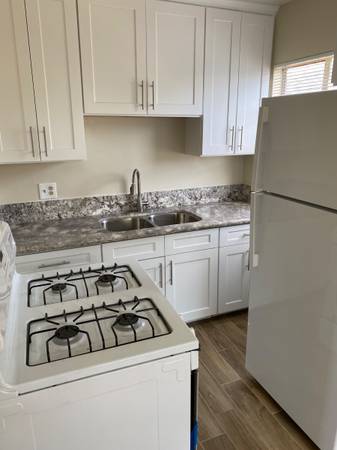$2,695 / 2br - HERMOSO APARTAMENTO DE 2 HABITACIONES EN HILLCREST UNIDAD DEBAJO63865591654529122