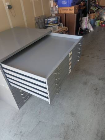 2 cajas de herramientas industriales grandes con archivo plano, 10 cajones en total - $700 (Tracy)63471027447811120