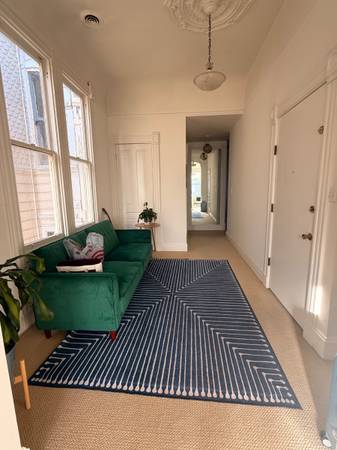 $2,900 / 2br - Master Bedroom + Parking in 2B2B Apt in Pac Heights (pacific heights)63813640222721122
