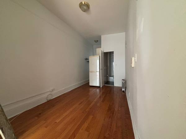 $2,650 / 1br - Estudio cálido y acogedor en el corazón de Crown Heights. ¡Sin comisión! (Crown heights)63689881558785120