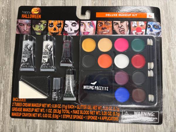 Halloween Clearance!!!! Masks, Decor and More... OH MY!!! 1