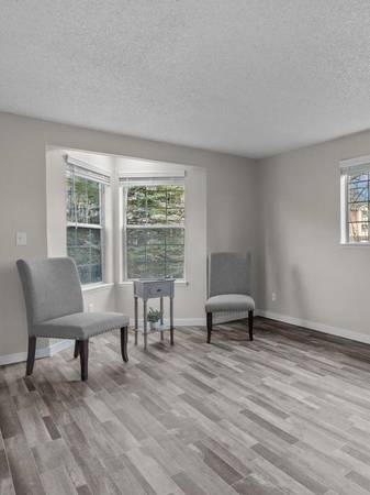$1,757 / 1br - 705ft2 - Walk-in Closets, State of the Art Fitness Center, Newly Renovated (4415 5th Street Renton, WA 98059)63808058879363121