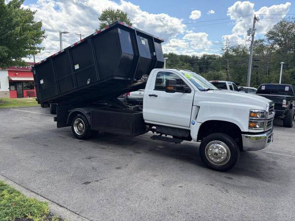2019 Chevrolet Silverado MD - Photo 5