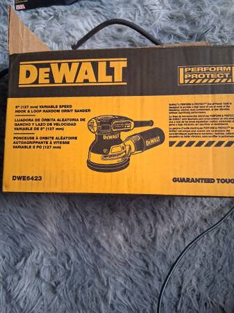DeWalt orbital sander 1