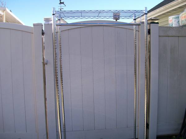 Uline Steel Wire Rolling Garment Rack 1