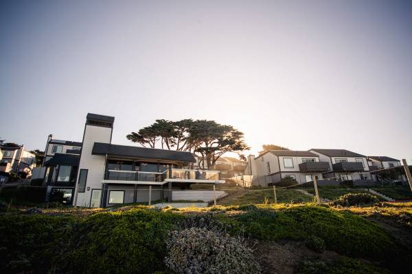 $2,725 / 401ft2 - Mantenimiento en el lugar, terraza con vistas al océano, refrigerador (pacifica)63668028181763124