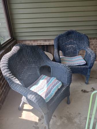 2 Wicker Chairs 1