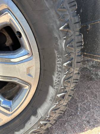2016 RAM 2500 Cummins Laramie Crew Cab 4wd - $38.500 (Cheyenne)63442844161153122