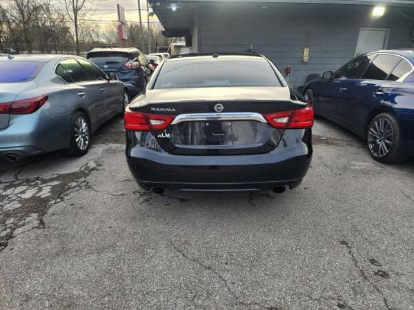 2017 Nissan MAXIMA - $8,599 (Smyrna, TN)63621548284291124