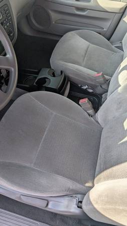 2006 Ford Taurus SE; 64K millas; un solo dueño - $3,995 (Slidell)63624887978883124