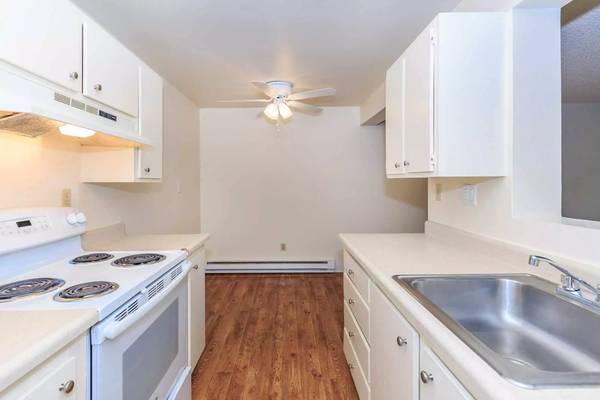 $1,600 / 2br - 922ft2 - Ready to make a move? Our 2 BR, 922 Sq Ft is calling. (Olympia - Downtown Olympia)63688333587075122