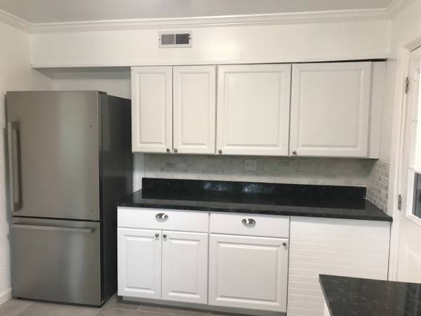 $885.00 / 1br - 170ft2 - Room 4 Rent - All Utilities/Internet Included - Convenient Location63924809772163123