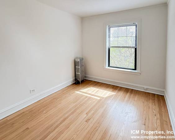 $1,695 / 1br - Top Floor 1-Bed Rehab in Ravenswood / FREE HEAT & GAS (Ravenswood)63898734557315122