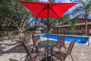 $1,535 / 2br - 936ft2 - 🍁 Cottage Court🍁 (Port Ritchey)63991228919555120