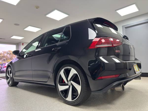 2019 Volkswagen Golf GTI SE - $18,495 (Streamwood, IL)63618977606147124