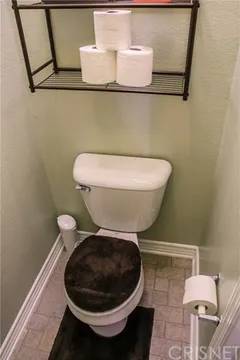 $700 / 2br - 1500ft2 - Nice quiet room for professionals (Lancaster)63953079266691122