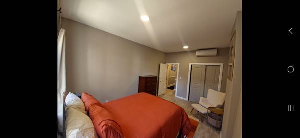 $3,000 / 3br - Beautiful 3br 1 block from Subway (Highland park, Brooklyn)63788575495299124