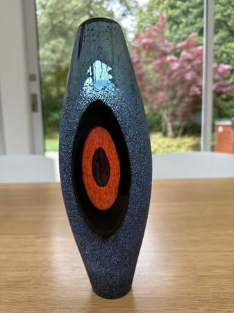 LIMITED EDITION KOSTA BODA  VASE 1