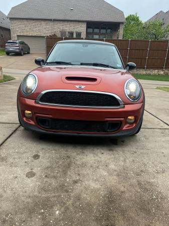 2013 MINI Cooper S (low miles) 1
