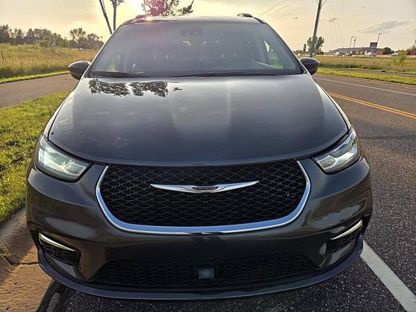 2022 Chrysler Pacifica Touring L FWD - $21995,0063481250536833121