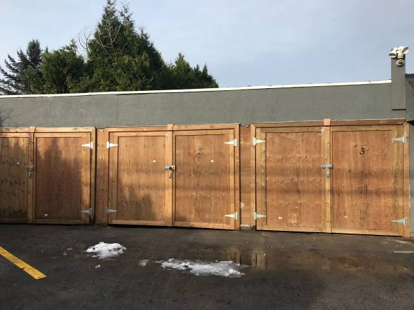 Storage 7387 10th ave** Storage For Lease at Great location ** 1