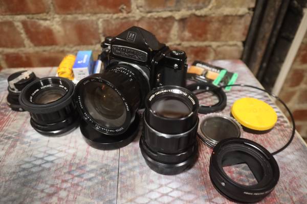 Pentax 6x7 Medium Format Camera + 3 Lenses + Accesories 1