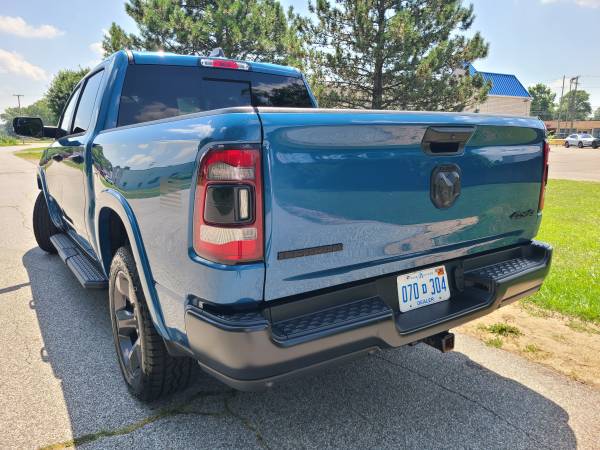 2024 RAM 1500 Big Horn/Lone Star híbrido V6 de 3.6 L 4WD - $29,900 (Redford)63488231010049122
