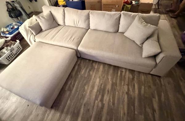 Gray Sectional Sofa w/Large Ottoman - MOVING SALE 1