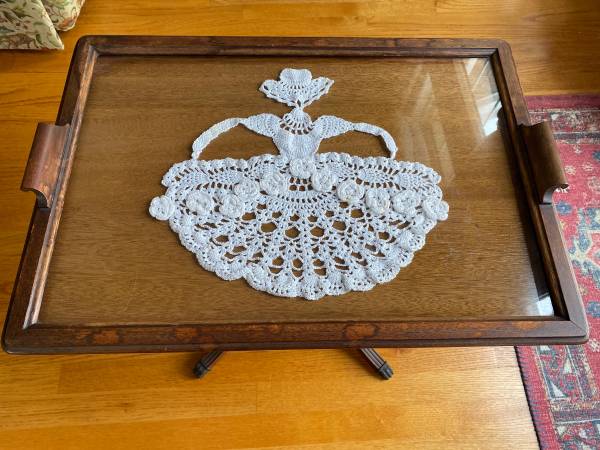 ANTIQUE DUNCAN PHYFE TRAY TABLE 1