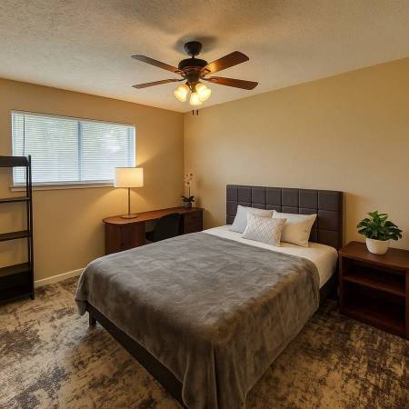 $530 / 1br - - Room for Rent Month to Month. Service PETS only! (Somerville, MA)63817540235265120