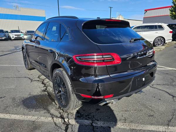 2017 Porsche Macan Turbo - $33,850 (Pre-Owned Luxury)63469617806851122