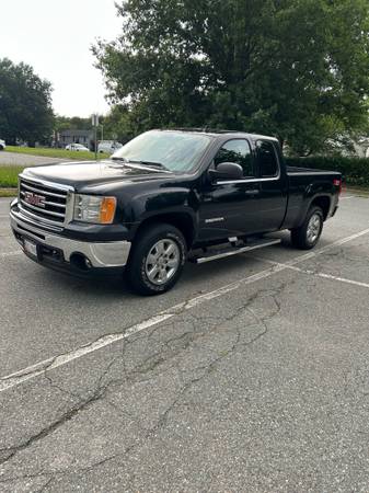 Camioneta pickup GMC Sierra 1500 xtra cab 4x4 del 2013, inspeccionada en MD - $12,000 (Germantown)63616175855491122