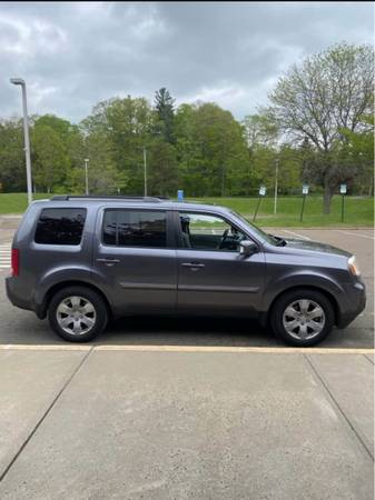 2015 HONDA PILOT GREAT CONDITION CLEAN TITLE - $10,500 (New York)63469910590467124