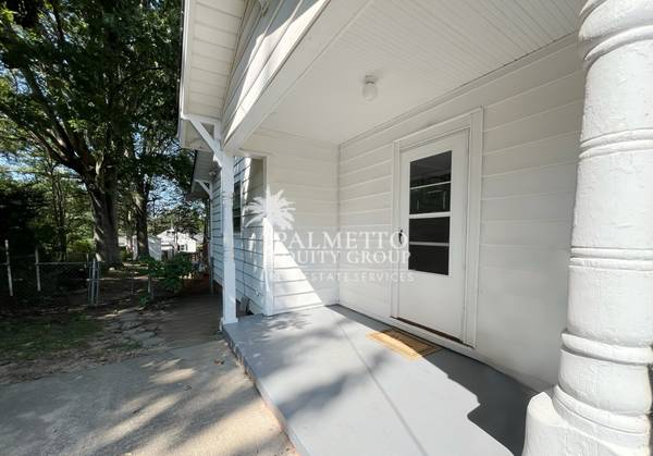$1,100 / 2br - 4411 Holland Rd (Greensboro)64027272902529121