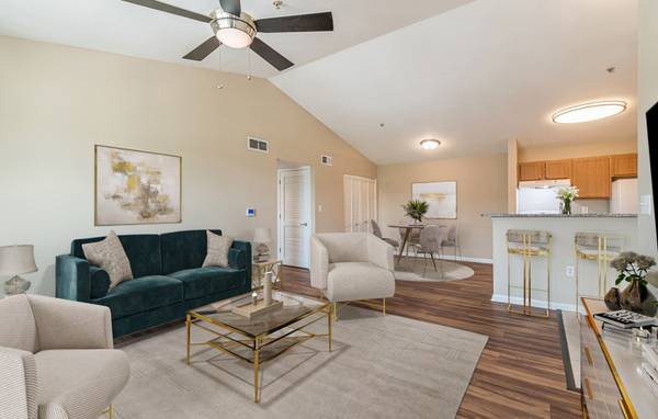 $1,469 / 3br - 1113ft2 - 3 Bed / 2 Bath. Convenient in-home washer and dryer included. (Houston)63906679401730120