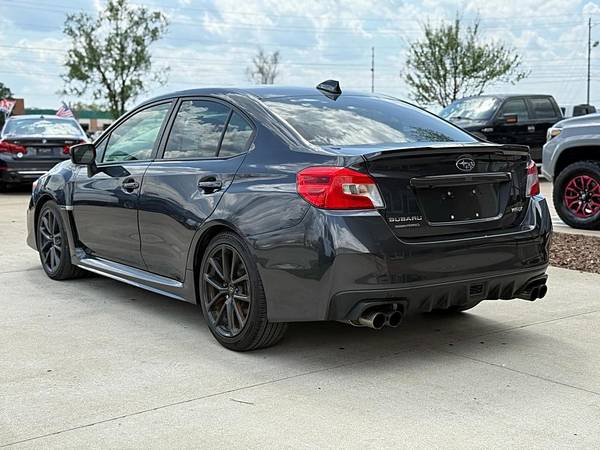 2018 Subaru PREMIUM - $14999.0063621531513475124