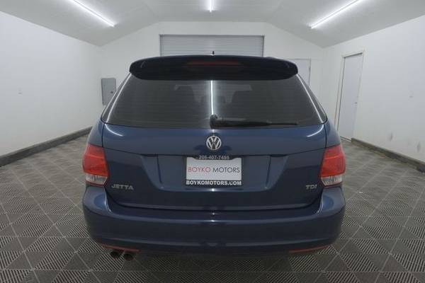 *2013* *Volkswagen* *Jetta SportWagen* *2.0L TDI Sport Wagon 4D* - $12,495 (_Volkswagen_ _Jetta SportWagen_ _Sedan_)63623227035009124