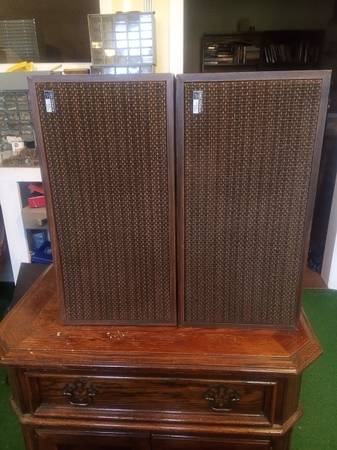Altavoces vintage Fisher XP-55B, 1967-68 - $60 (Ariton)63440450626691121