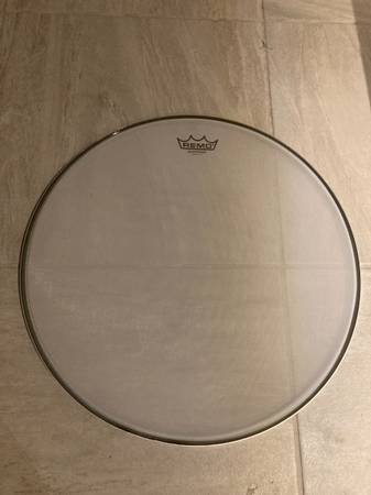 18" Mesh Drum Head Remo Silentstroke 1