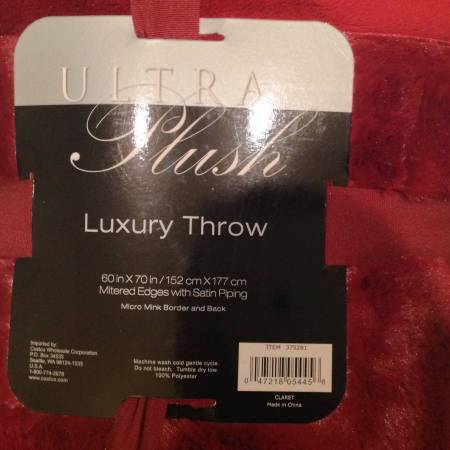 Brand New Throw Blankets 1