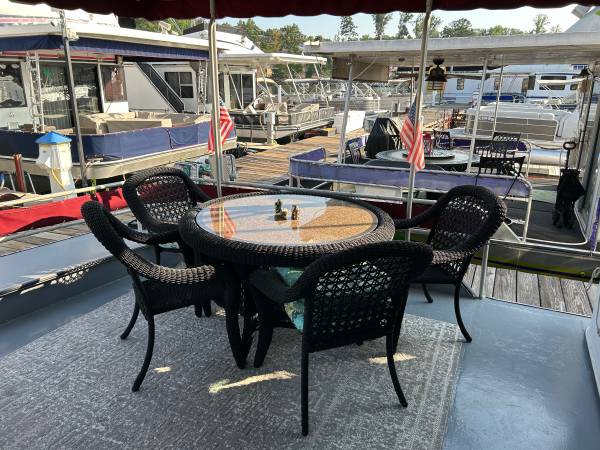 REDUCED!! Lake Keowee Houseboat for Sale 1