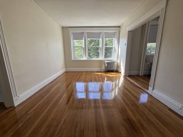 $2,275 Front Facing Fenway Studio w/ Dishwasher - Students OK - Heat/HW Incl. (Fenway)63996545696258121