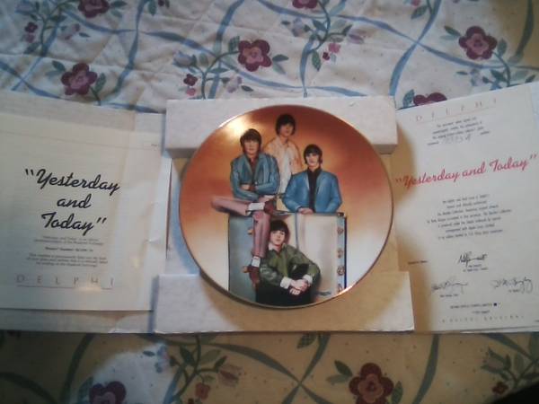 BEATLE COLLECTOR'S PLATES BY DELPHI 1992 - $40 (Chatsworth)63471469739649122