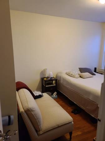 $1,225 / 2br - Se necesita compañero de cuarto para un apartamento limpio y luminoso de 2 habitaciones en Allston (Allston)63856665078657124