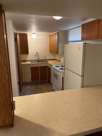 $950 / 1br - 800ft2 - Basement apartment for rent (Wenatchee)63690720049281124