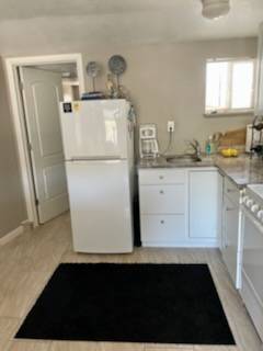 $1185.00 / 1br - 400ft2 - Estudio amueblado-incluye servicios e Internet63623245485443122